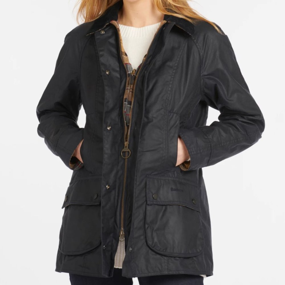 Barbour Navy Beadnell jacket + hood + Gilet!!